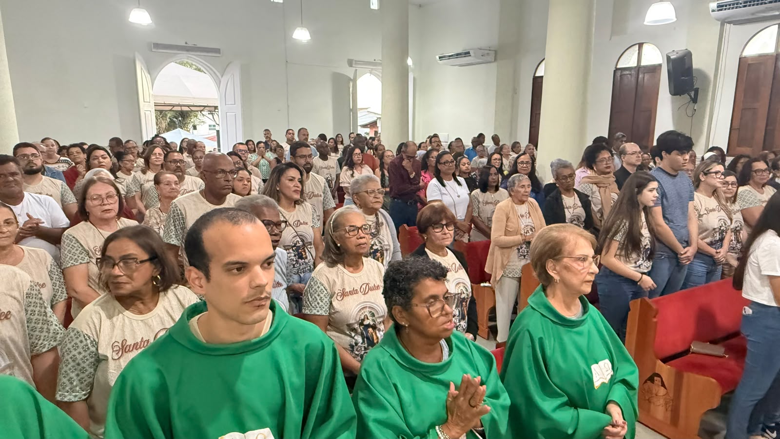 Alagoinhas: Festa de Santa Dulce reúne população e reforça mensagem de fé, família e solidariedade