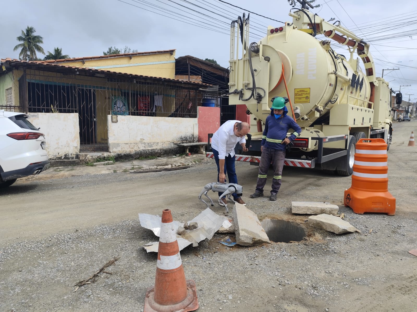 Ação preventiva utiliza tecnologia para identificar problemas em redes de drenagem de Alagoinhas